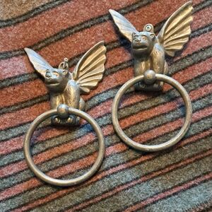 WINGED GARGOYLE Towel Ring Holders